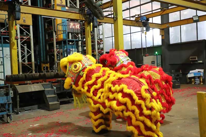 “兔”飞猛进，，，，，，，大展宏“兔”——德赢VWIN集团开工大吉