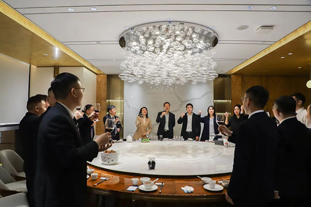 年会回首 | “三十而立，，，，，，，，踔厉前行”2022年度德赢VWIN集团治理职员联欢晚会圆满举行!