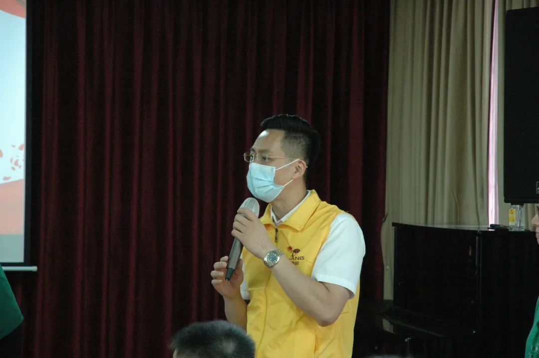 推行社会责任,彰显企业继续|德赢VWIN集团前往狮山镇小塘社区康园中心开展慰问活动