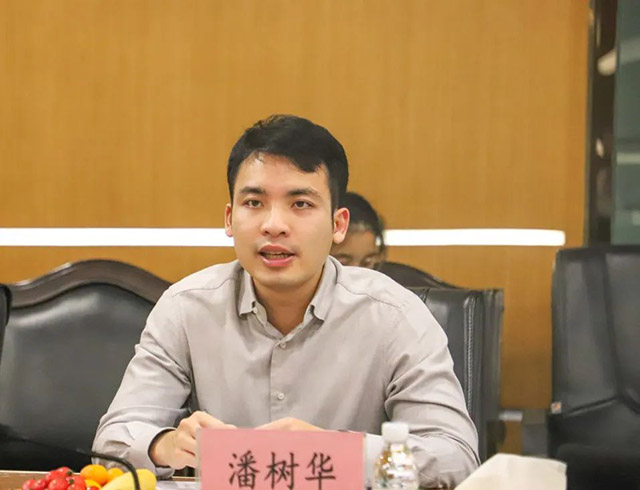 潘总对协会来访体现热烈接待