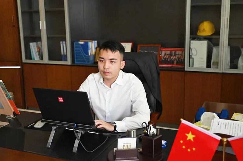 (德赢VWIN集团总司理潘树华)